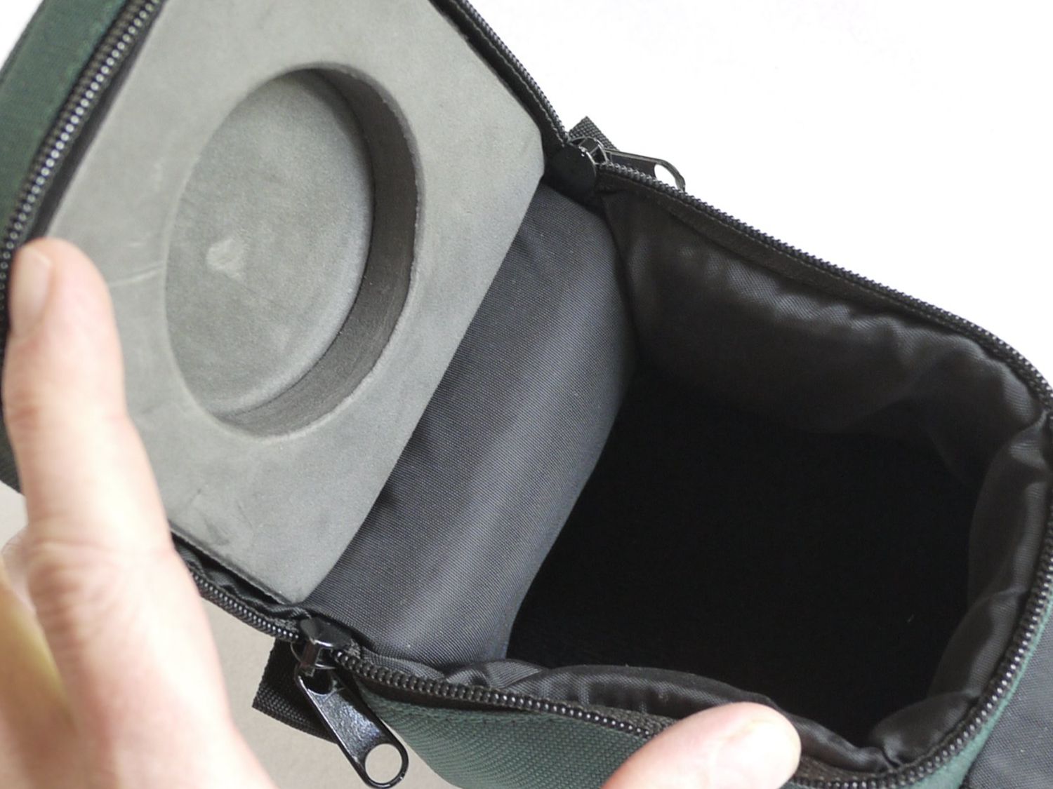 Borse: Sigma LS-519N Objektivköcher / étui / Lens Case. 9x9x9 cm. – Usato da Egg b. Zürich venduto da JCB 2