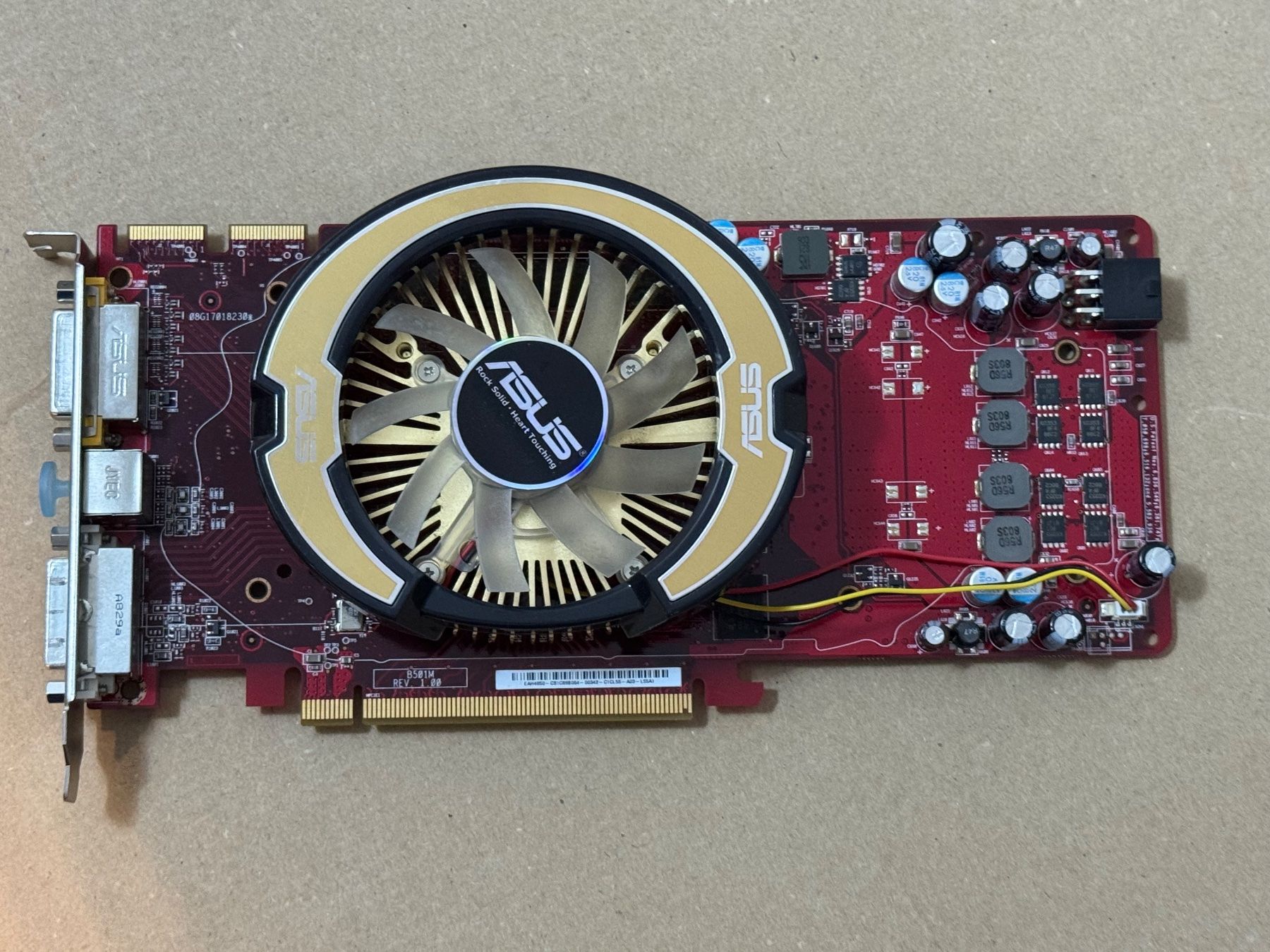 Amd Schede grafiche: AMD HD 4850 1GB – Usato da Vevey venduto da souris14