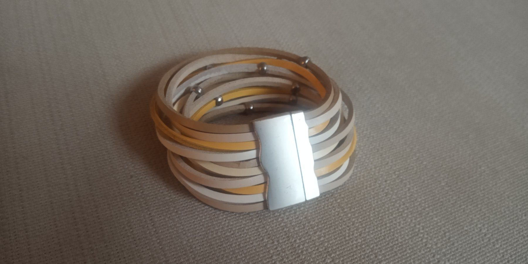 Bracciali & Braccialetti: Bracelet cuir ou imitation cuir avec perles – Usato da Montreux venduto da Art_et_antiquites 8