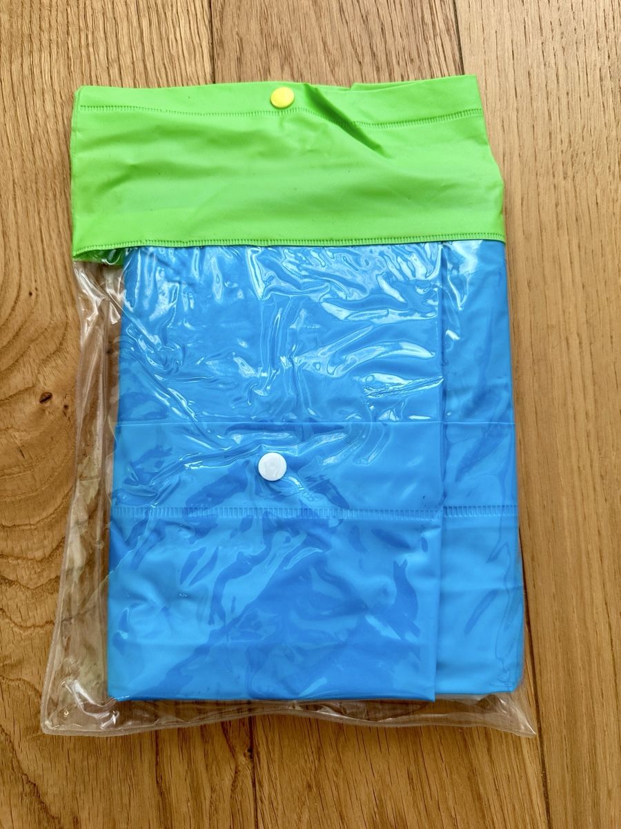 Giacche & Cappotti: Kinder Regenmantel Grösse L blau PVC – Usato da Gattikon venduto da Sarahs_Schatzkammer 5