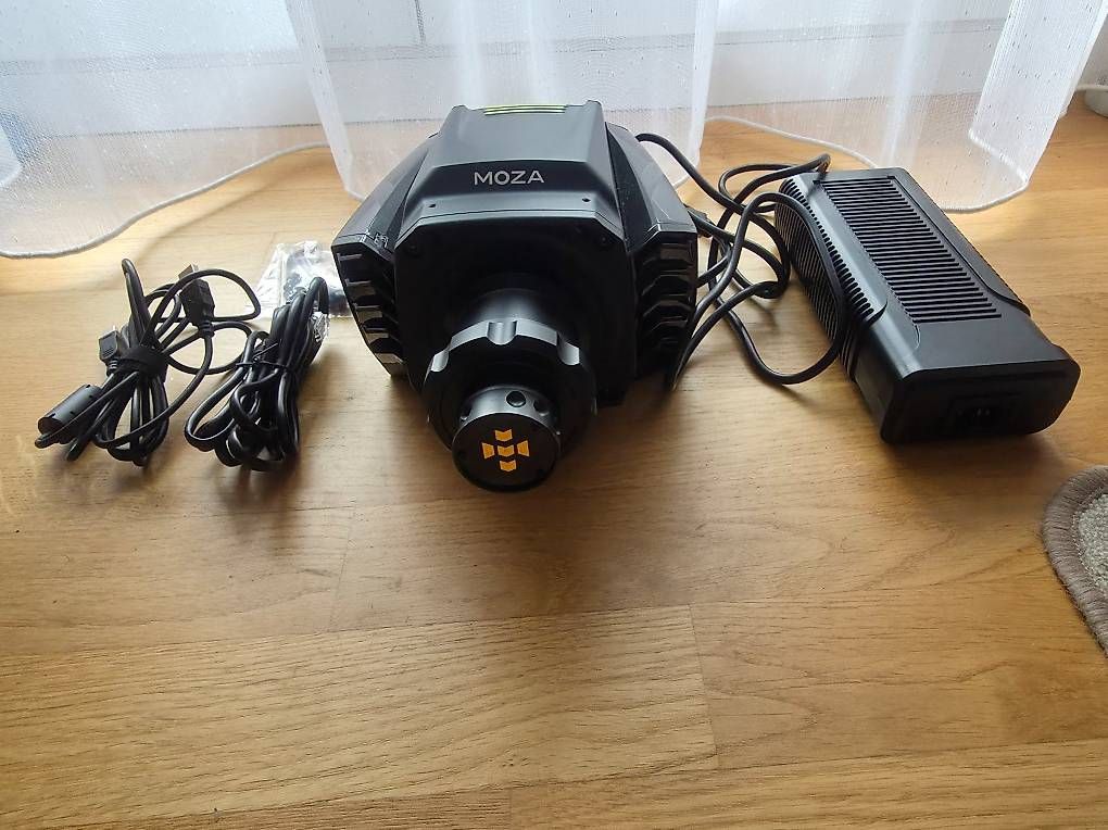 Moza Racing Controller: Moza R16 V2 mit Garantie – Usato da Amriswil venduto da Vrobi 3