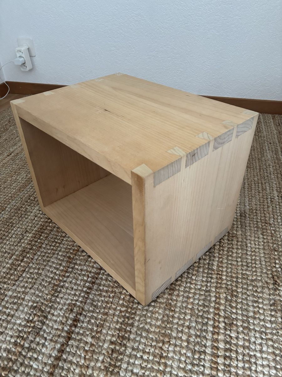 Comodini: Nachttisch/Hocker aus Holz – Usato da Bern venduto da wisemagpie 5