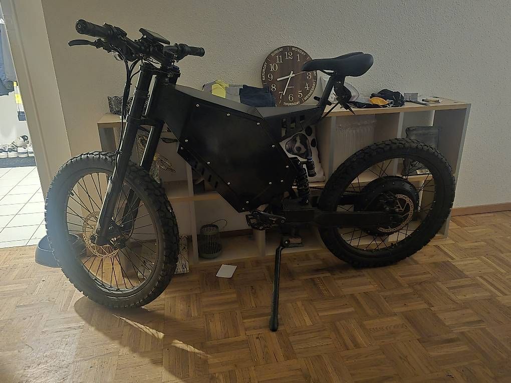 Velos: À vendre  – Gebraucht aus La Chaux-de-Fonds von col_7z5l 2