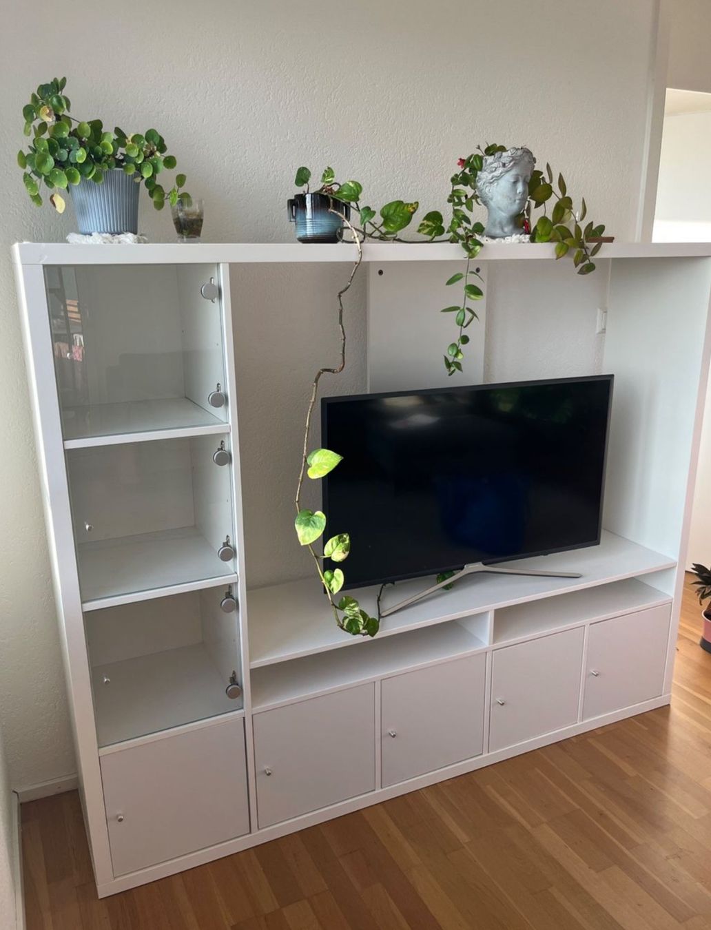 Ikea Mobili TV: IKEA LAPPLAND TV-Möbel – Usato da Neuhausen am Rheinfall venduto da VALAMA 1
