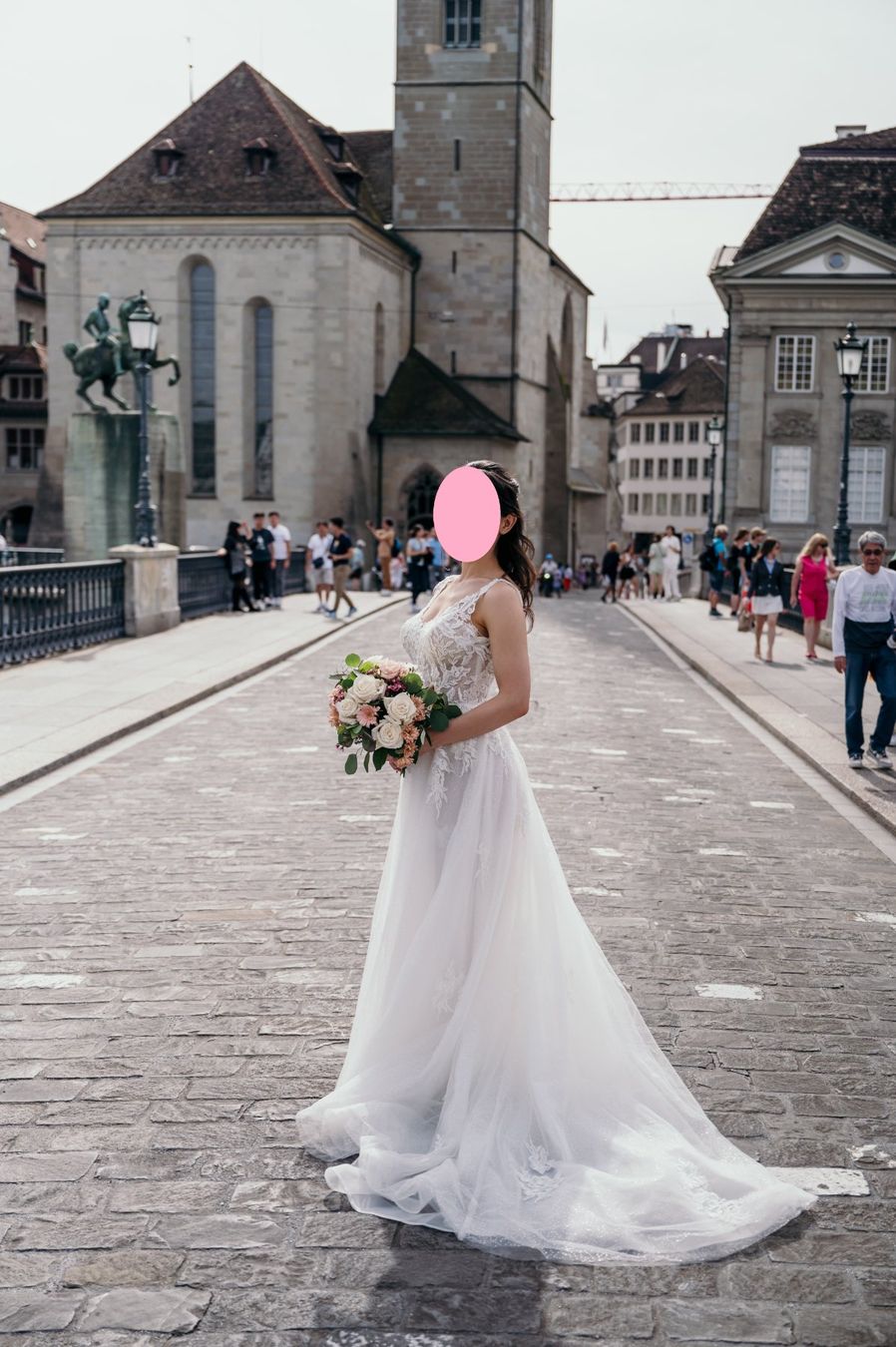 Vestiti: Robe de mariée élégante / Elegantes Brautkleid – Usato da Zürich venduto da Floslilac