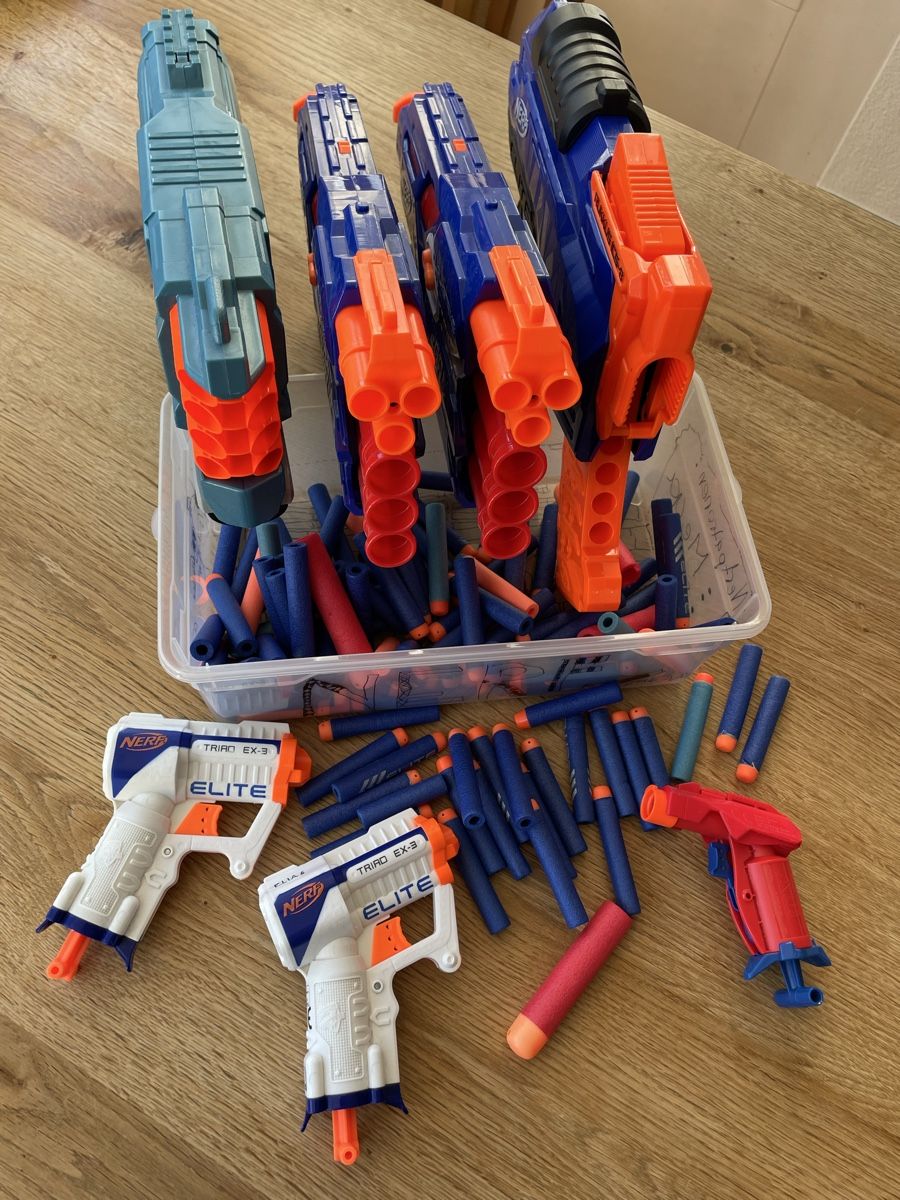 Nerf Jouets: Nerf 7-teilig inkl. Patronen – D'occasion à Zürich par piervier4 6