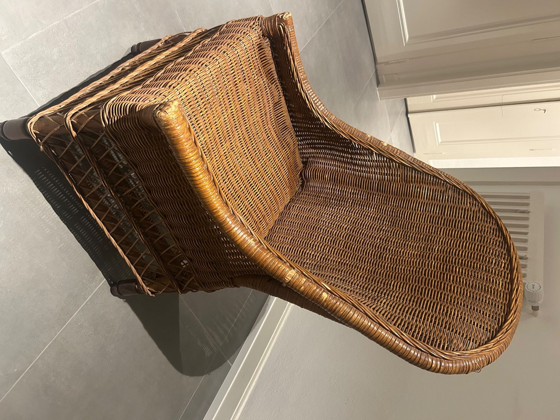 Stühle: Chaise en rotin – Gebraucht aus Lausanne von har_5gv8 2