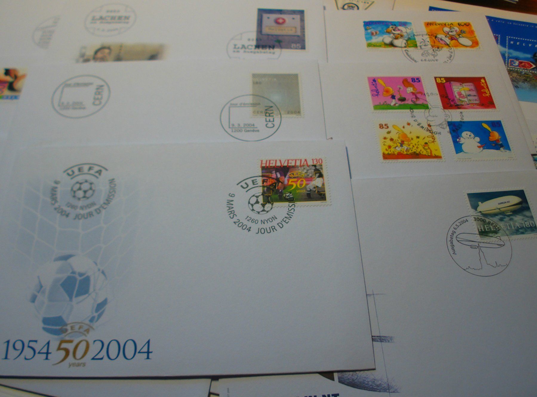 Tous les timbres: Set FDC 2004, 20 Belege – D'occasion à Niederwil AG par morostahu 1
