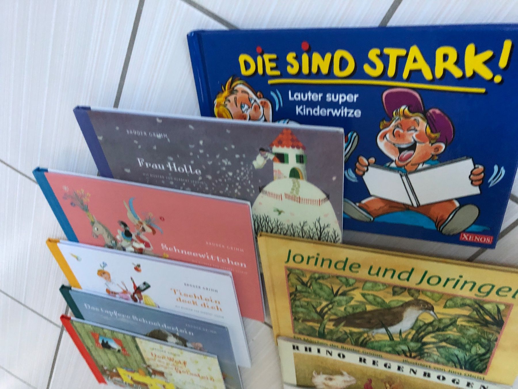 Livres: Kinderbücher Sammlung, 9 Stk. - Märchen und andere – D'occasion à Arth par Vrecam51 1