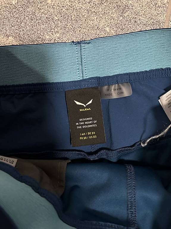 Salewa Lotti di vestiti: SALEWA Wanderjacke & Hose – Usato da Hohenrain venduto da 85sabrina 1