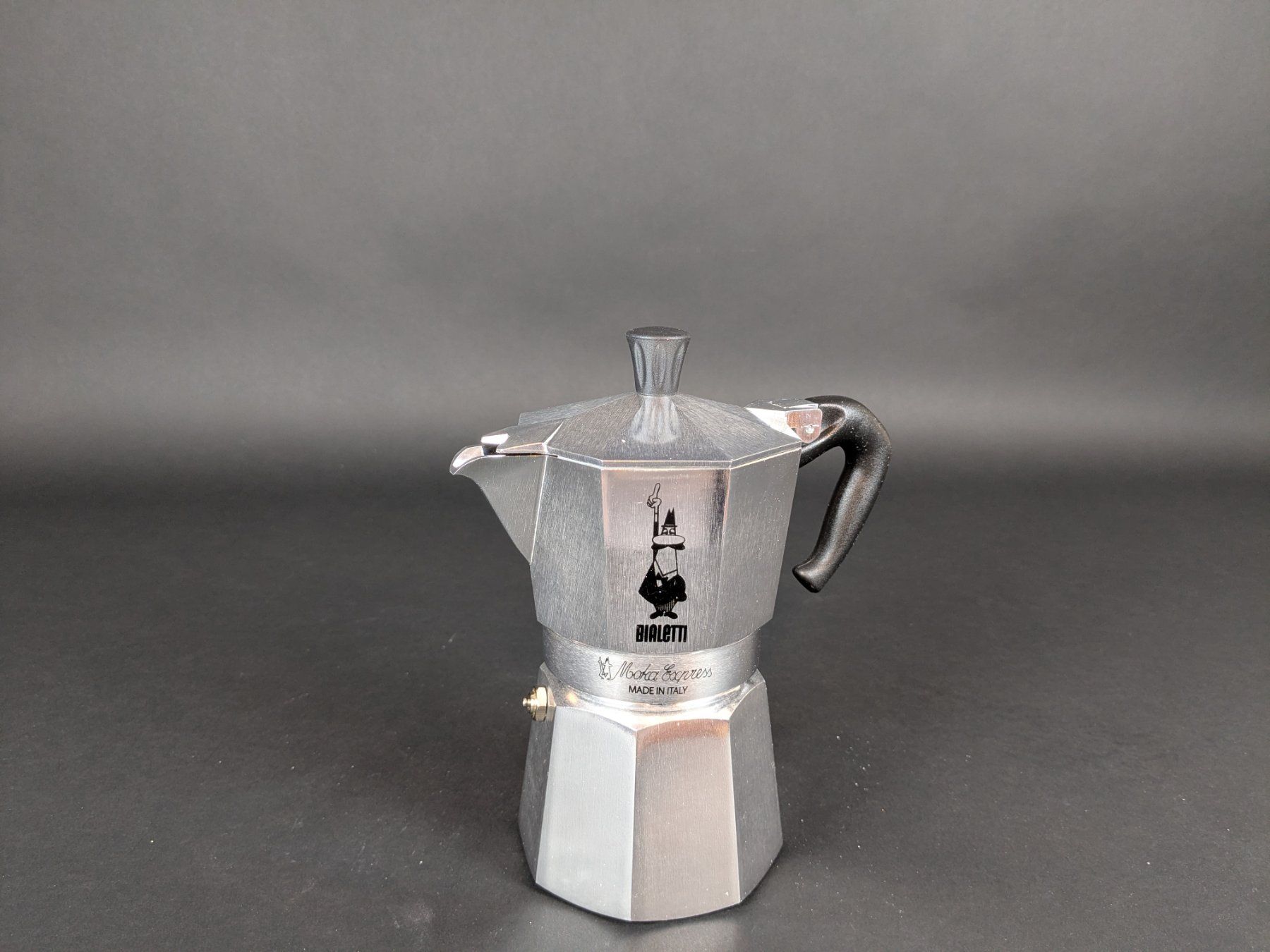 Bialetti Macchine per caffè & Macchine per espresso: BIALETTI Moka Express – Nuovo (secondo la descrizione) da Thun venduto da Restwert_Thun 1