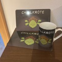 Tasse mit Schildkröten Motiv mit 2 Brettli