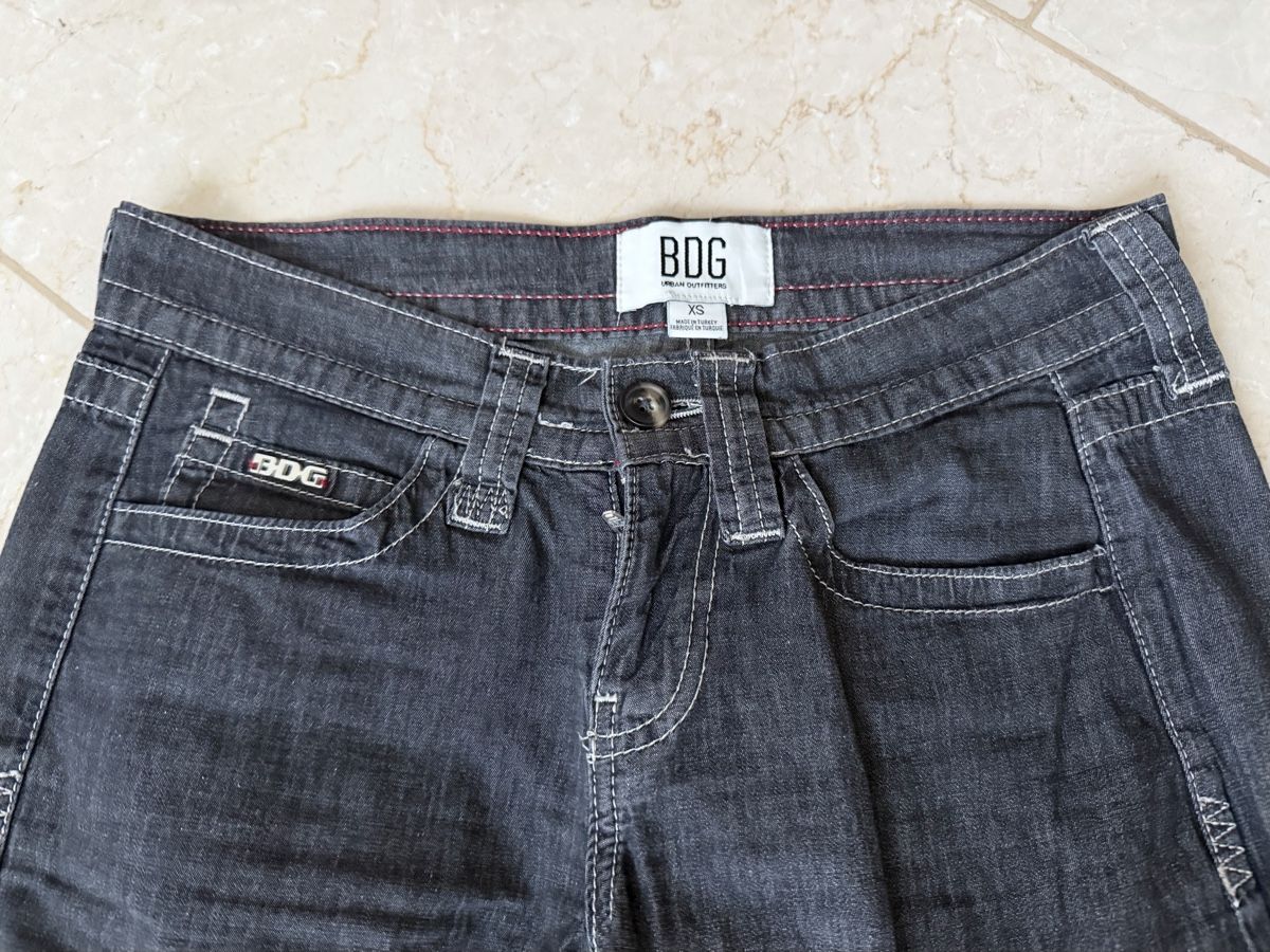 Urban Outfitters Pantaloni: BGG Urban Outfitters Hose – Usato da Chur venduto da mir_8ns7 2