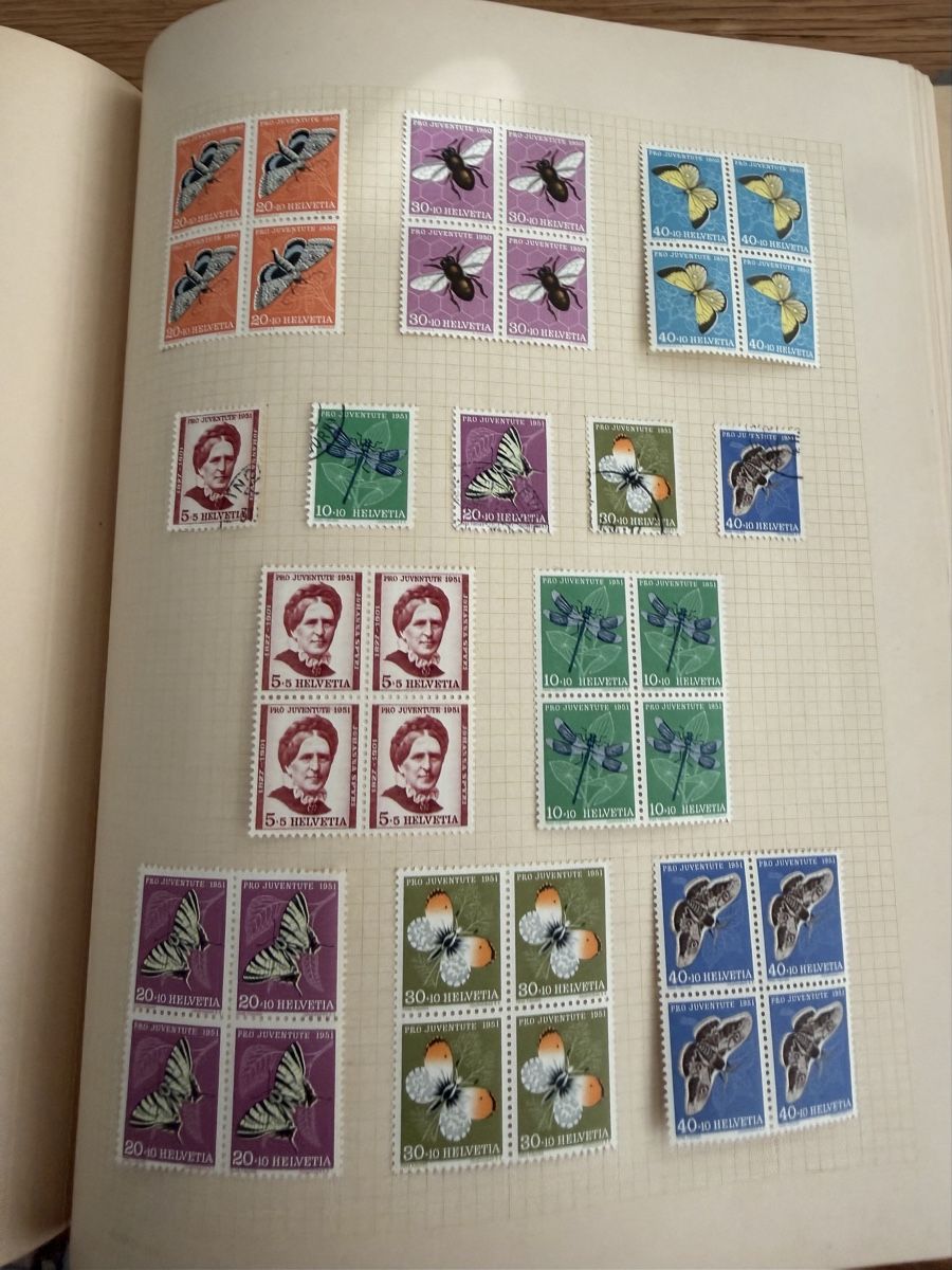 Tutti i francobolli: Album mit 66 Seiten Inhalt  – Usato da Murgenthal venduto da Tina_4055 8