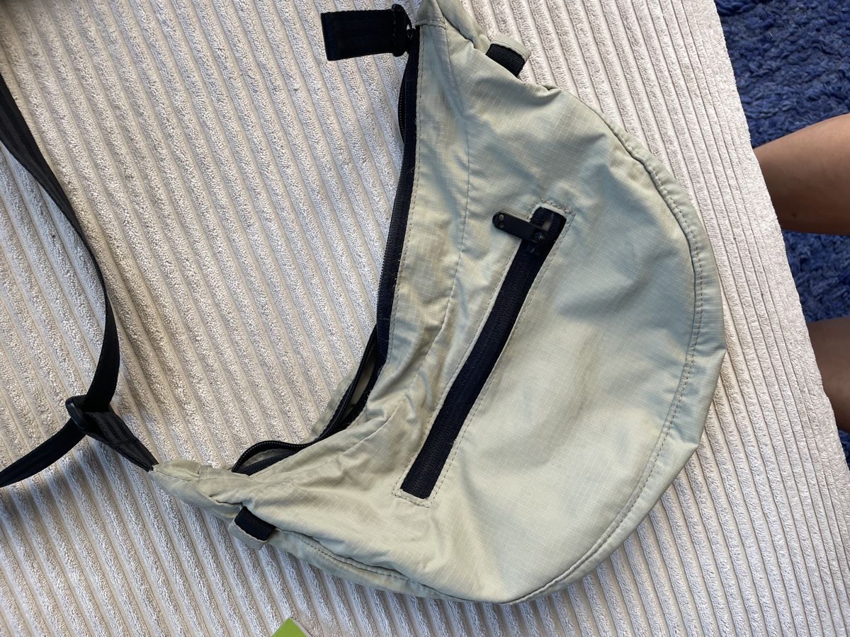 Sacs: pinqponq Bauchtasche hellgrau – D'occasion à St. Gallen par bschmid 3