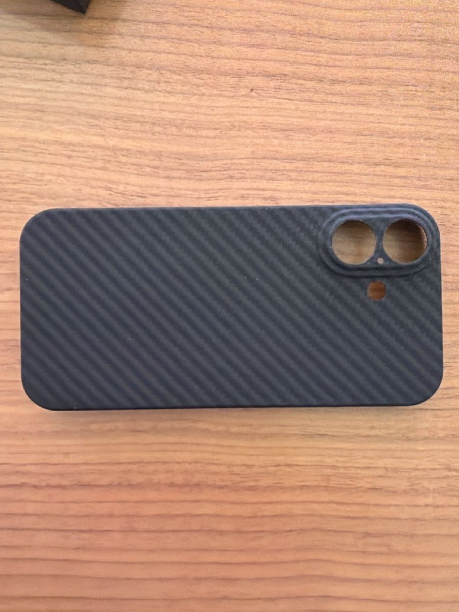 Cover & Protezioni schermo: Carbon Magsafe Iphone 17 – Nuovo e nell'imballaggio originale da Lengnau AG venduto da Viva74 1