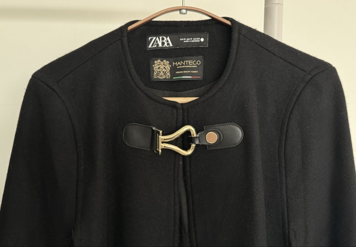 Zara Altro in Moda donna: Zara wool Cape schwarz – Usato da Zürich venduto da di_archive 3