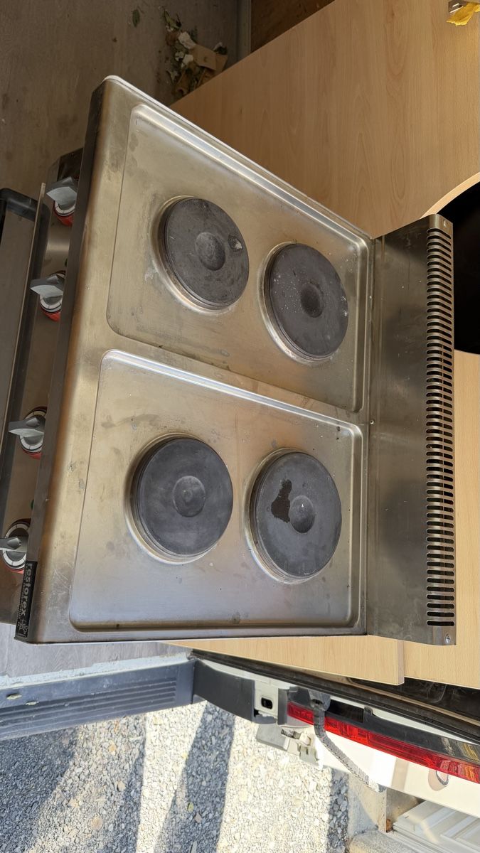 Cucine: Cuisinière professionnelle Gico 4 plaques état usagé – Usato da Collonges venduto da 2D_Collector 2