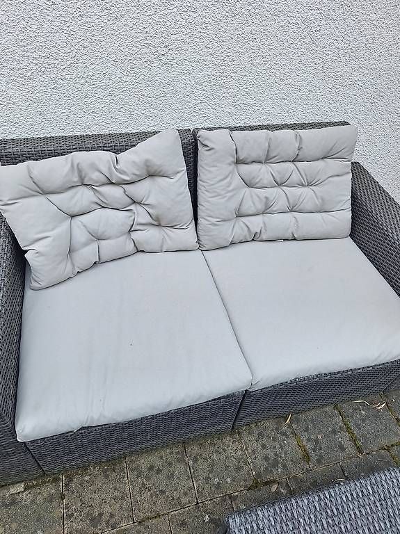 Ikea Divani: Ikea Sollerön Lounge und Hocker/Tisch – Usato da Birmenstorf AG venduto da fiba12 2