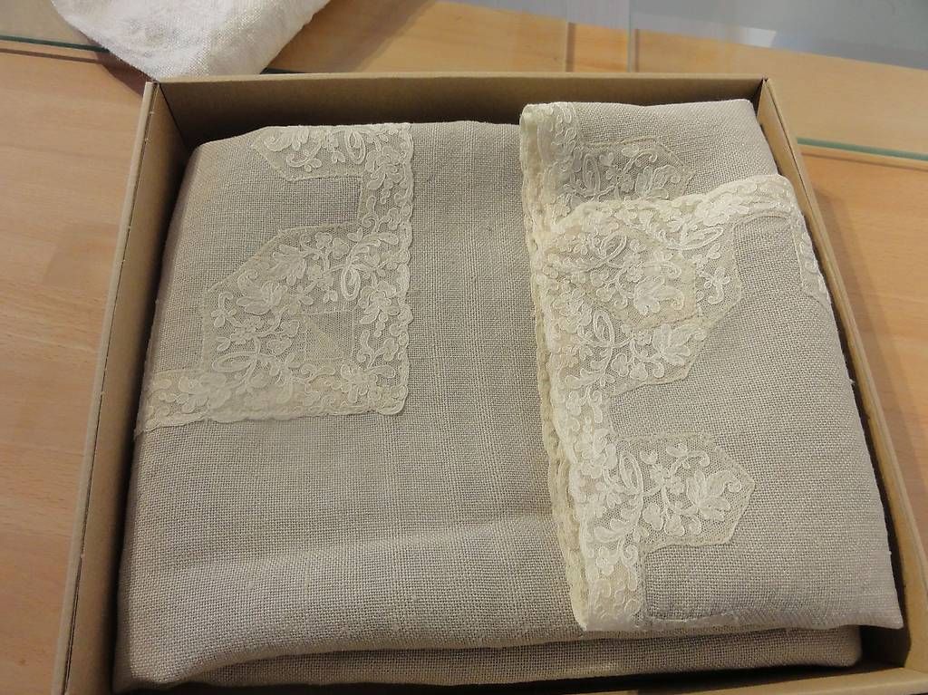 Autre linge de table: Tischdecke "Brüsseler Spitze" in Geschenkbox – D'occasion à St. Gallen par nat_w7bl 2