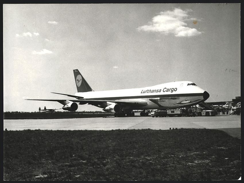 Fotografie &  Plakate: Fotografie Flughafen Hannover, Flugzeug  – Gebraucht aus Berlin von bartko-reher