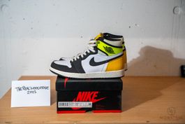Jordan 1 High Volt // EU44 // Neu