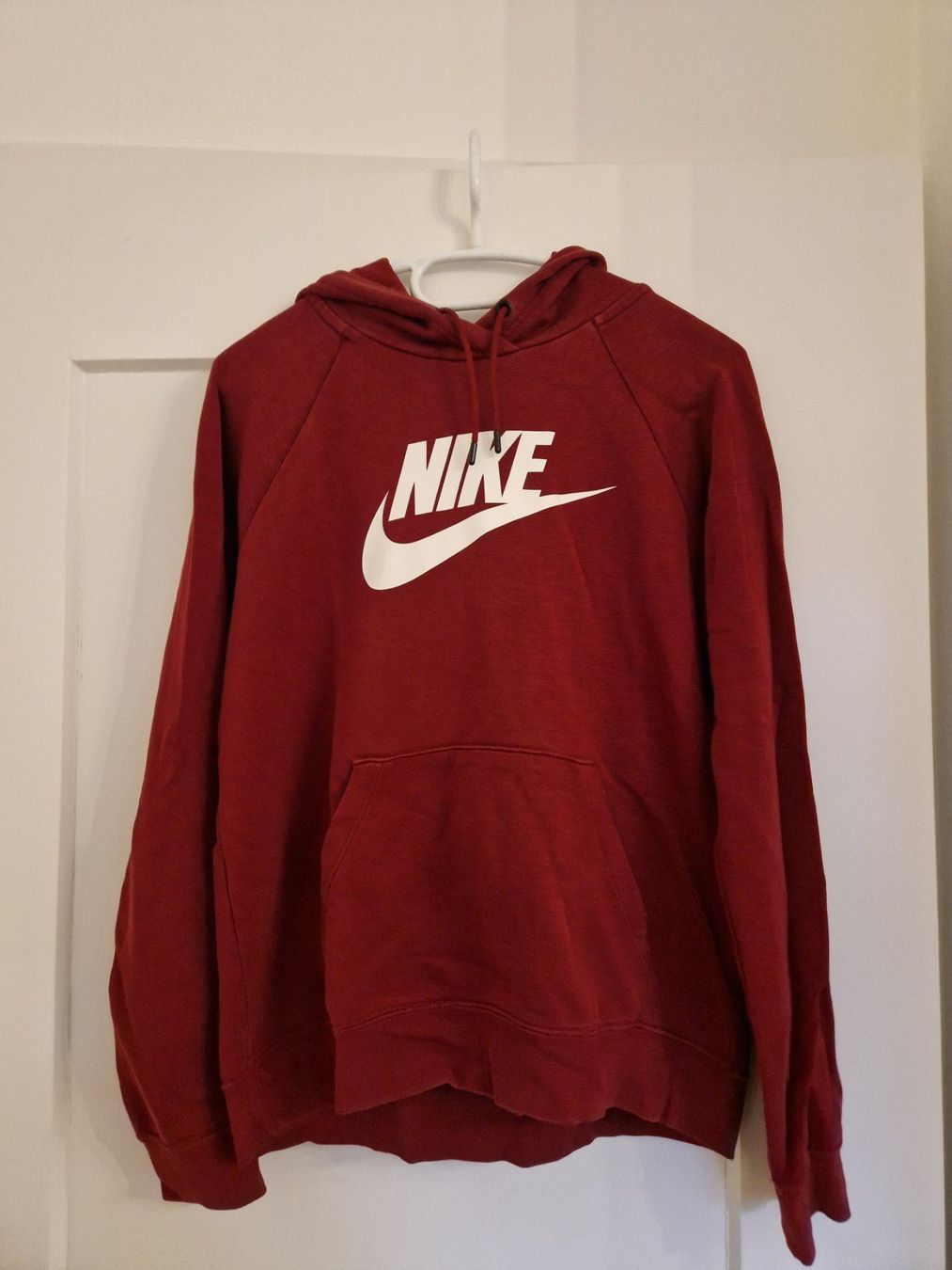 Nike Maglioni & Felpe: Hoodie Nike – Usato da Däniken SO venduto da ali_z5pd