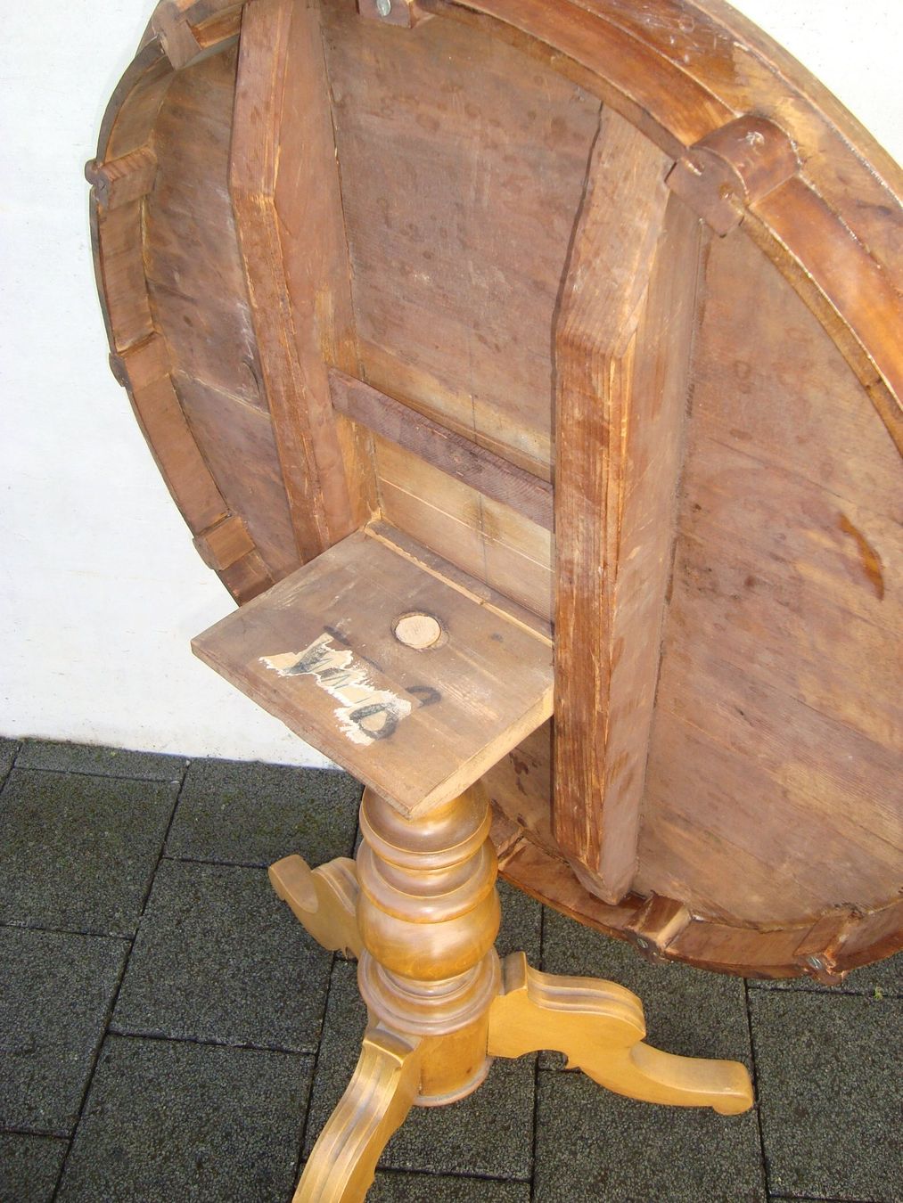 Tavoli: Brienzer Spiel - Schach Tisch, Nussbaumholz – Usato da Oberdorf NW venduto da Lufao 3