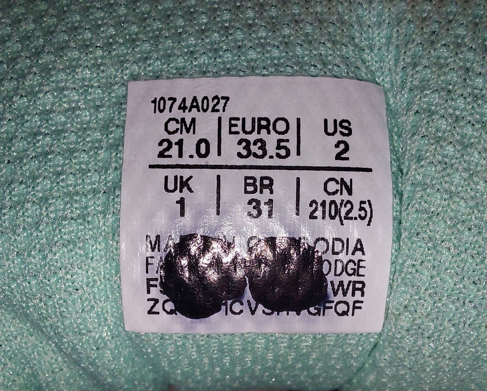 Asics Scarpe da uomo: Asics Hallenturnschuhe Gr. 33.5 – Usato da Liesberg Dorf venduto da FamilieBond007 5