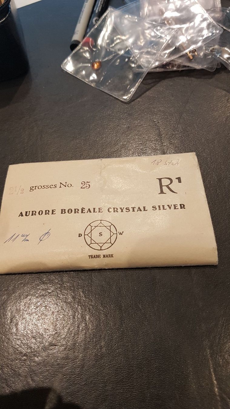 Swarovski Barattoli: Antike Original Swarovski Steinbriefe !! – Usato da Unterägeri venduto da Altgoldschmuck 3