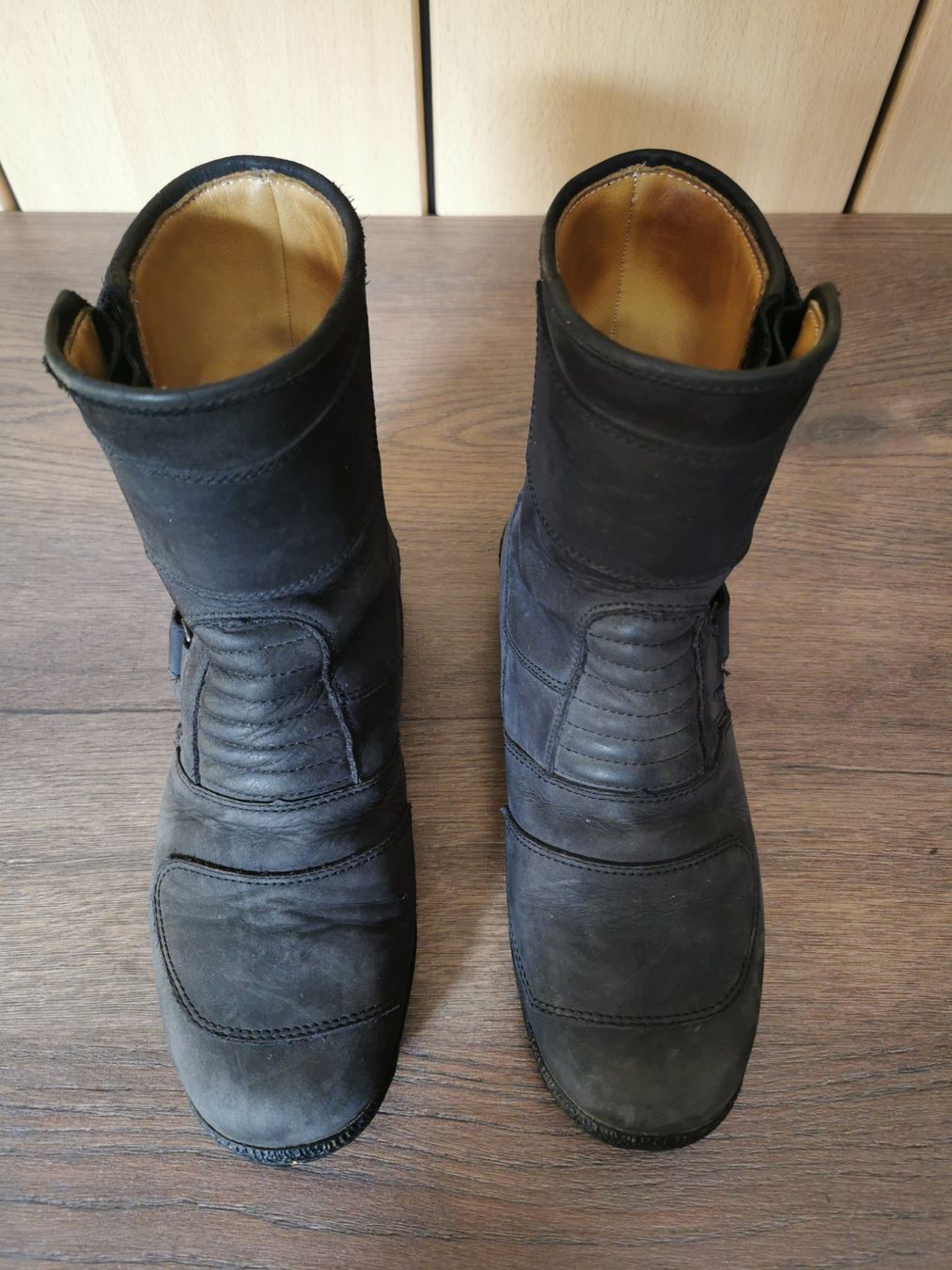 Scarpe da donna: Damen Motoradstiefel Gr.39 – Usato da Winterthur venduto da Lonpos1 4
