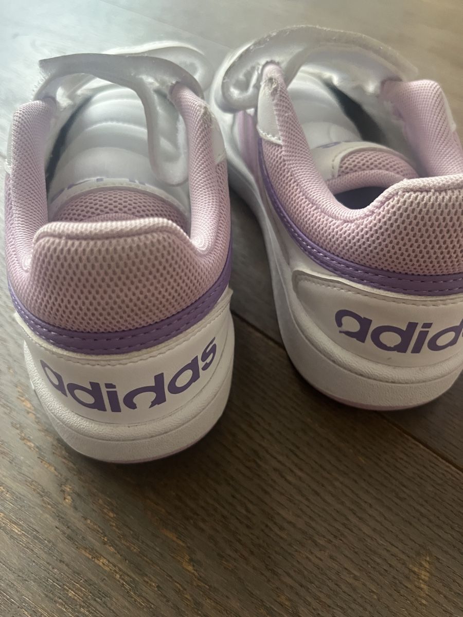 Adidas Schuhe für Mädchen: Baskets Adidas 35 – Gebraucht aus gland von Moral 3
