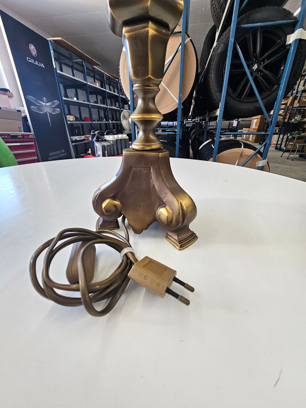 Lampade: Antike Lampe – Usato da Küssnacht am Rigi venduto da Garage-Tobler 2