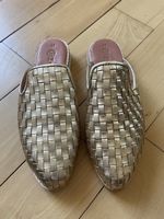 Mules von Mapache in gold, Gr. 39 *NEU*!