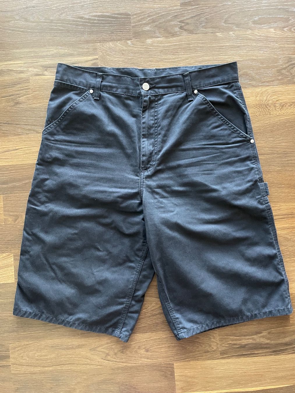 Carhartt Pantaloni: Short Carhartt – Usato da Olten venduto da B3ren