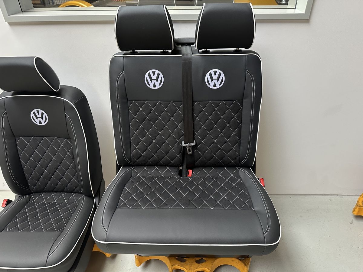VW Tutti i ricambio: VW T6/T6.1 Sitze Doppelsitz – Usato da Alpnach-Dorf venduto da Skai0 1