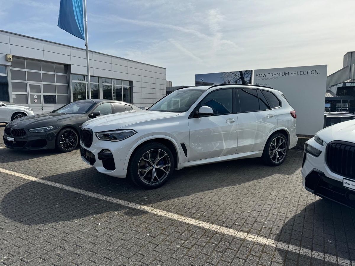 BMW Automobili: BMW X5 M50d – Usato da Rotkreuz venduto da E321 1
