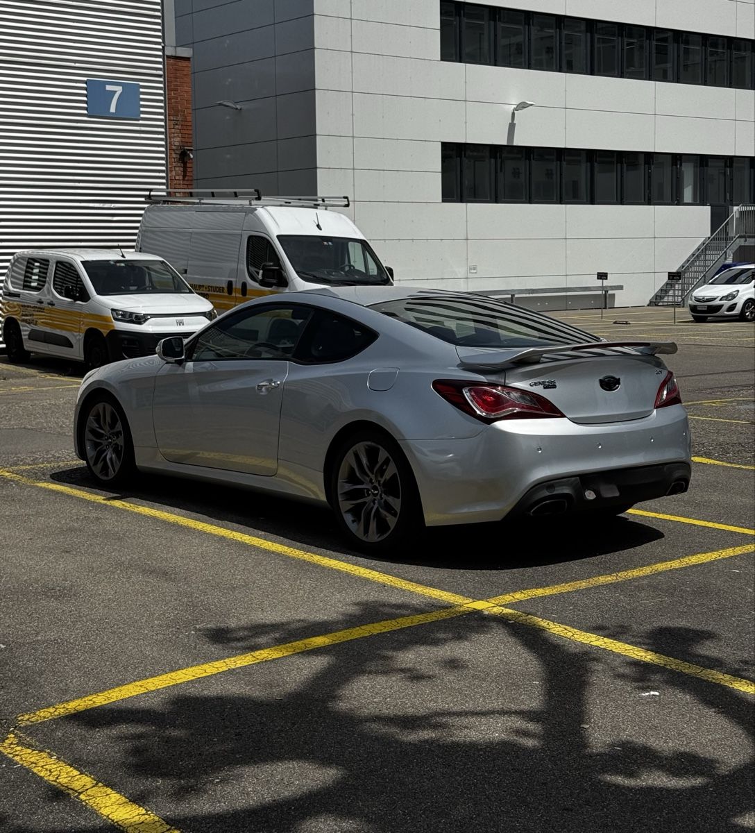 Hyundai Autos: Hyundai Genesis Coupe 2.0T – Gebraucht aus Dietwil von sta_zky9 4