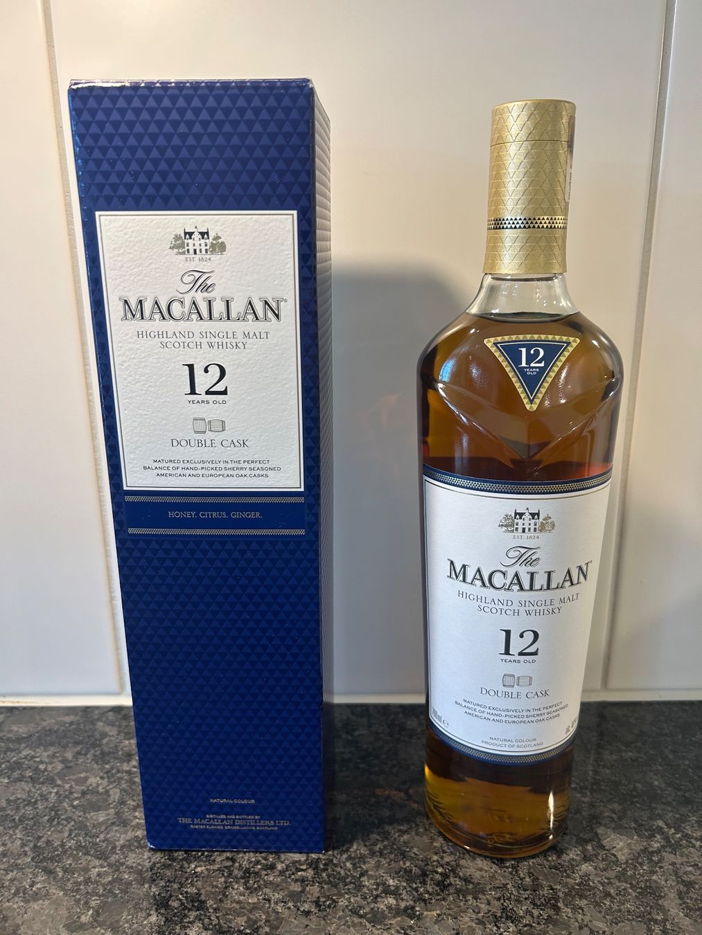 Macallan Spirituosen: Macallan 12 Jahre Double Cask Single Malt Whisky – Neu und originalverpackt aus Wangen an der Aare von SG94