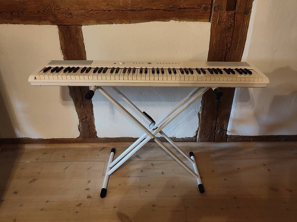 Strumenti musicali: E- Piano, Klavier, Digitalpiano SDP-2 – Usato da Freienstein venduto da Nilson2