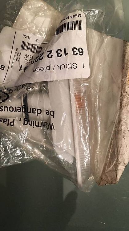 Tutti pezzi di ricambio auto: Blinkerglas / Seitenblinker BMW / originalverpackt – Usato da Innerberg venduto da Spidii 1