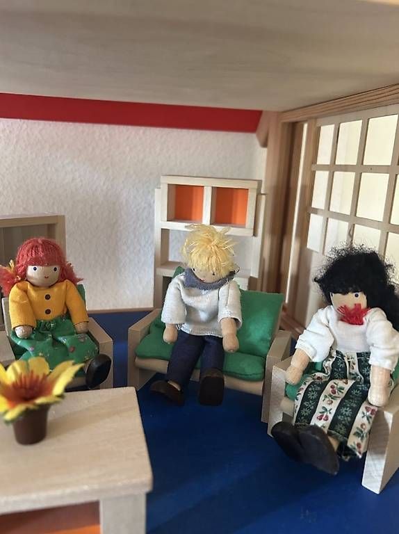 Case e mobili per bambole: Puppenstube Haba – Usato da Oberflachs venduto da zoe_st77 3