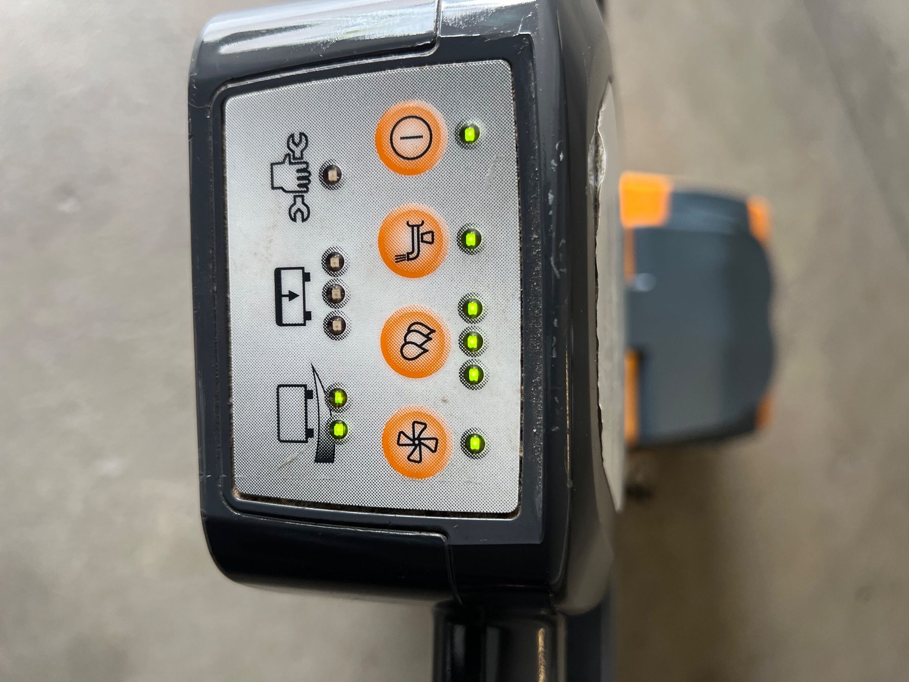 Alle Maschinen: Reinigungsmaschine Taski Swingo 350B – Gebraucht aus Grenchen von daj_d7l2 5