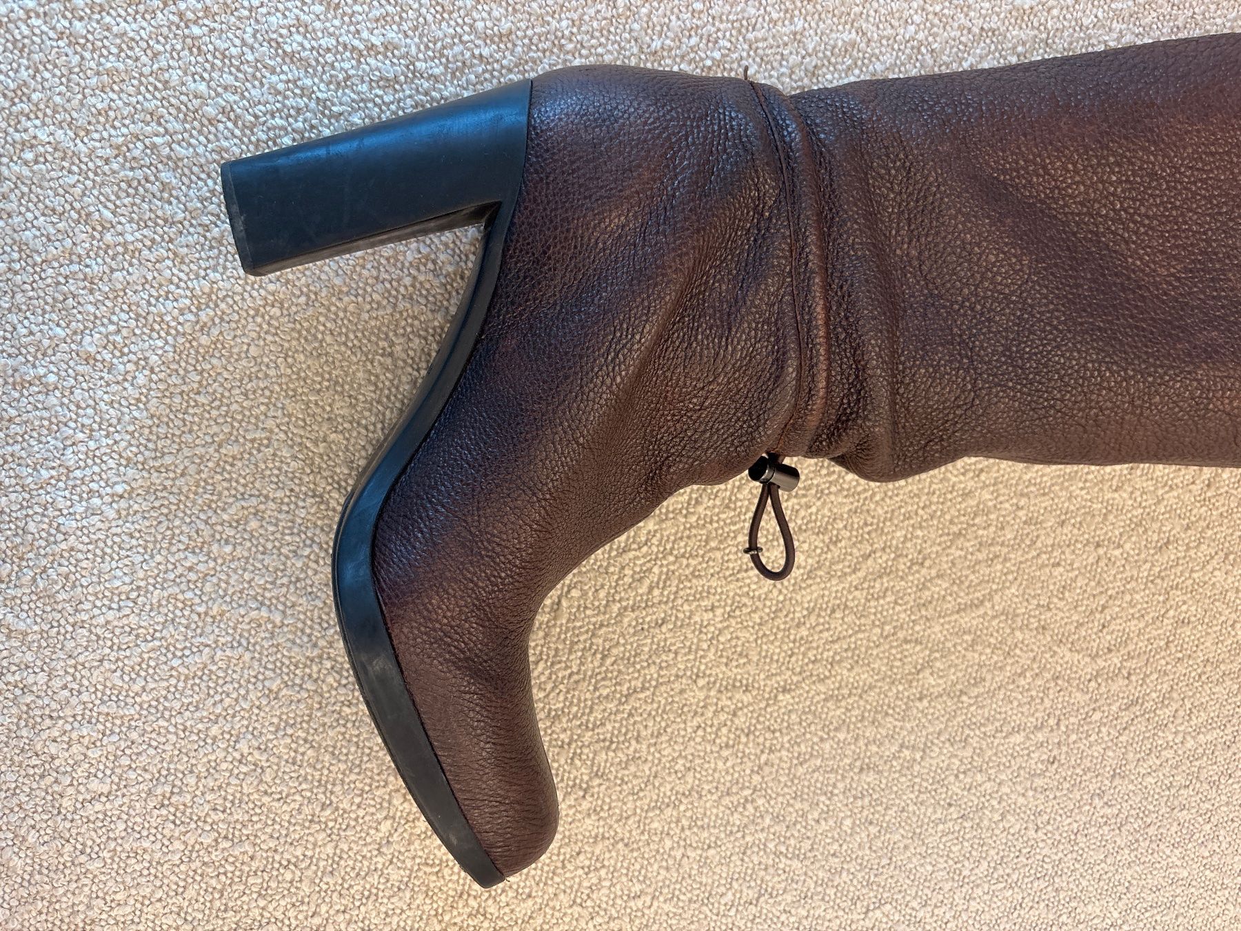 Prada Chaussures femmes: Prada Lederdtiefel – D'occasion à Wilen b. Wollerau par Urso007 1