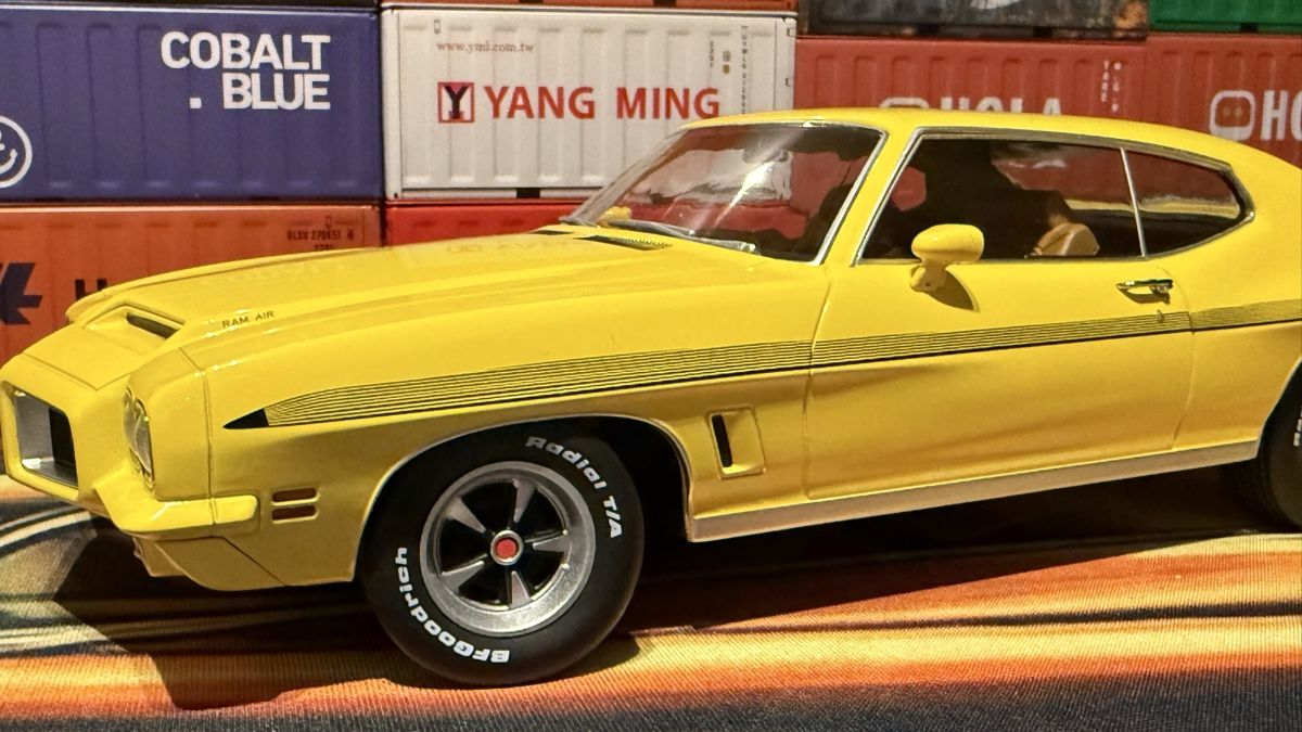 Pontiac Voitures modèles: Pontiac GTO 1:18 – D'occasion à Basel par Zomeg 1