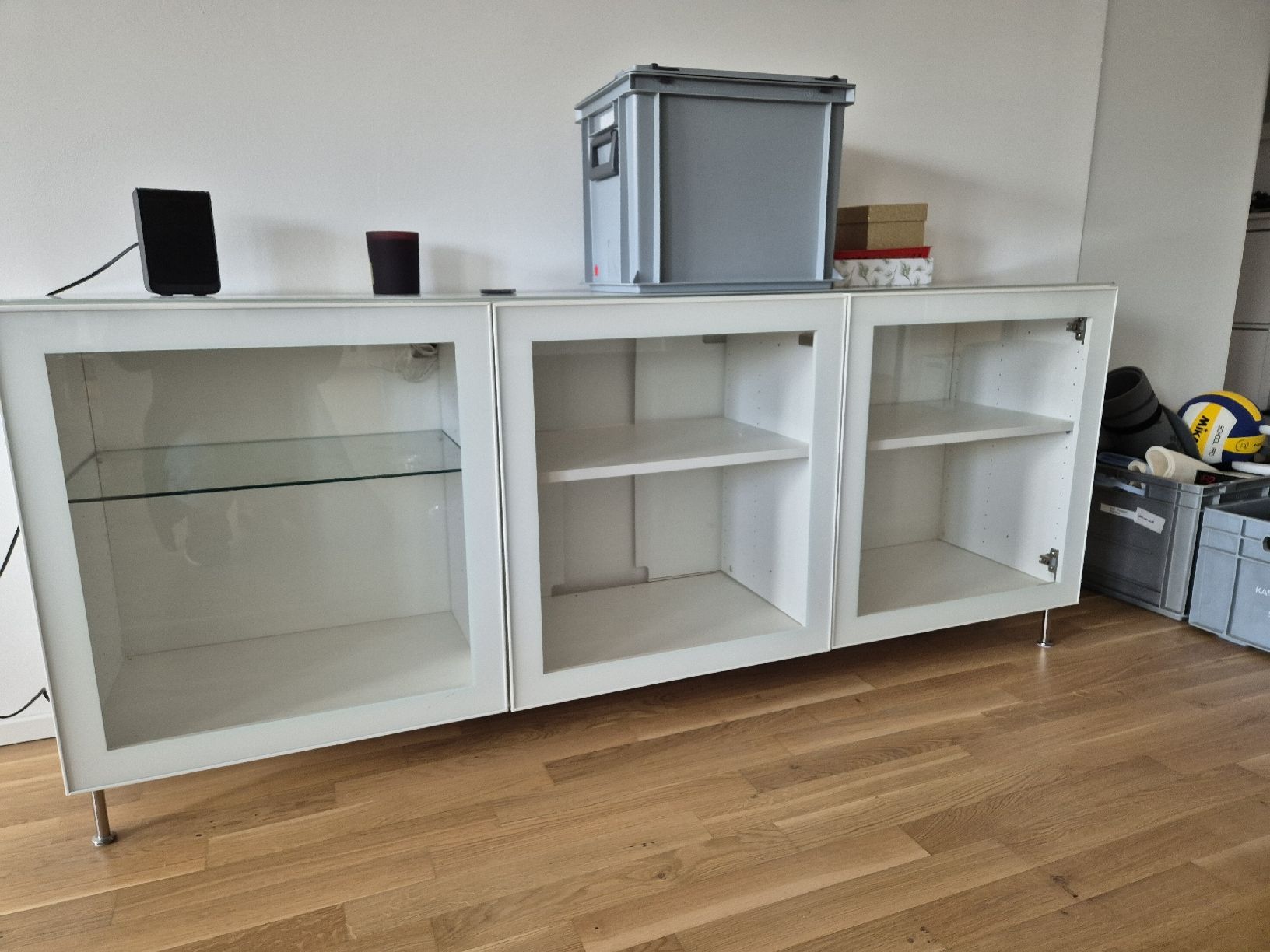 Ikea Meubles TV: Schönes Sideboard – D'occasion à Solothurn par Johnny_317