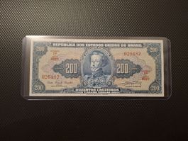 200 Cruzeiros Brasil Banknote.
