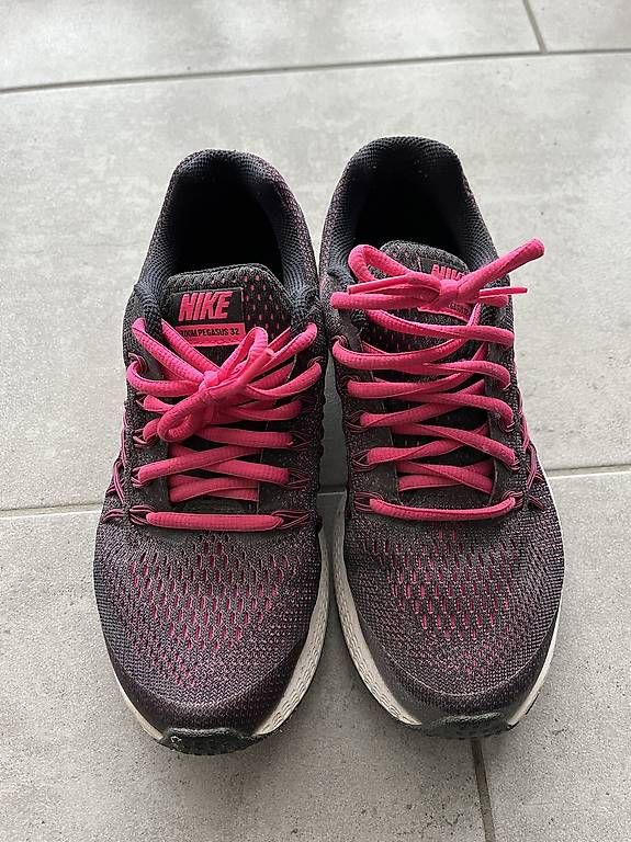 Scarpe per ragazze: Nike Zoom Pegasus 32 – Usato da Endingen venduto da Gk5543 1