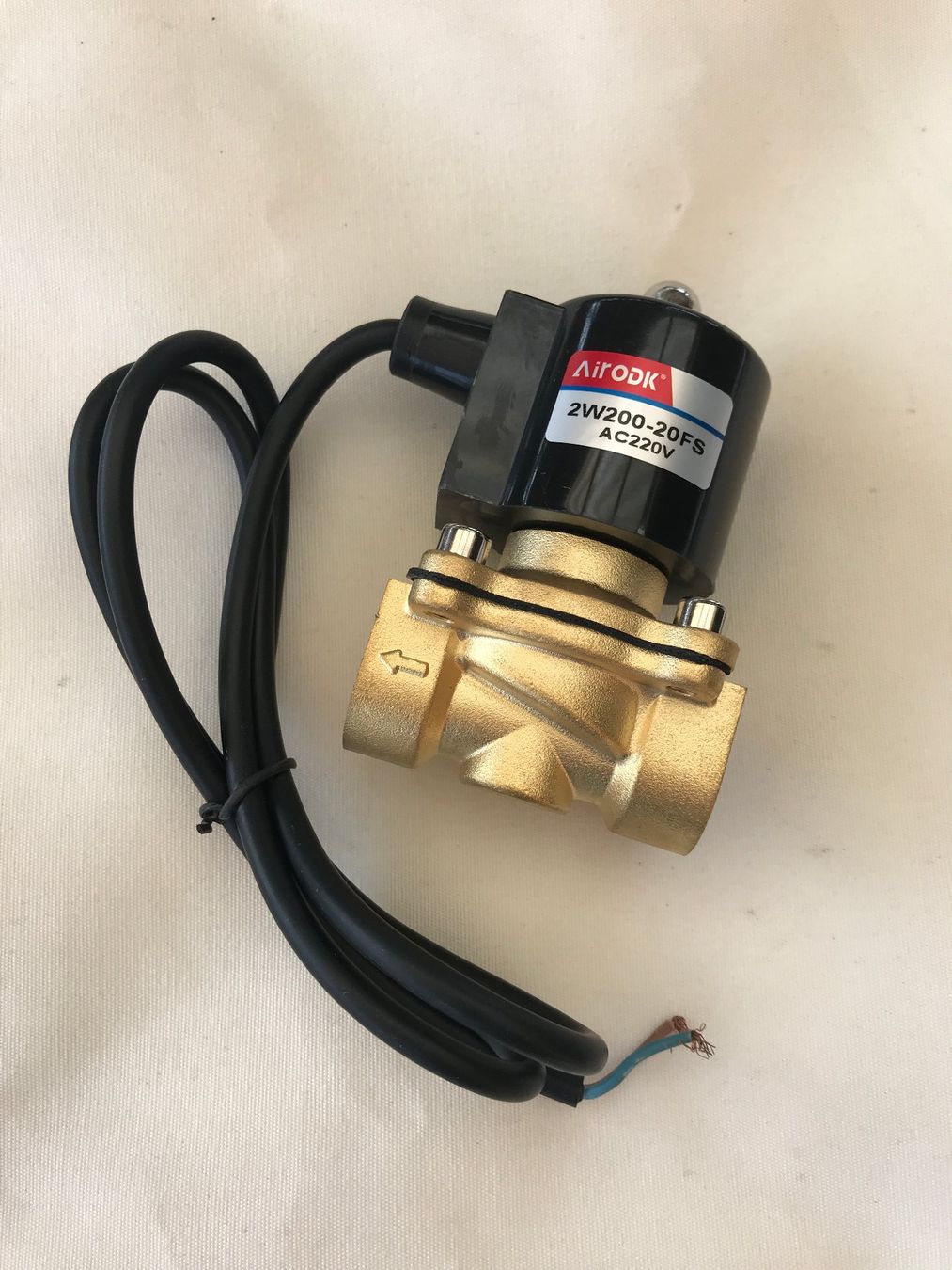 Elektronikbauteile: Magnetventil mit 1" Zoll Gevinde 220 Volt – Gebraucht aus Kreuzlingen von JOWY72