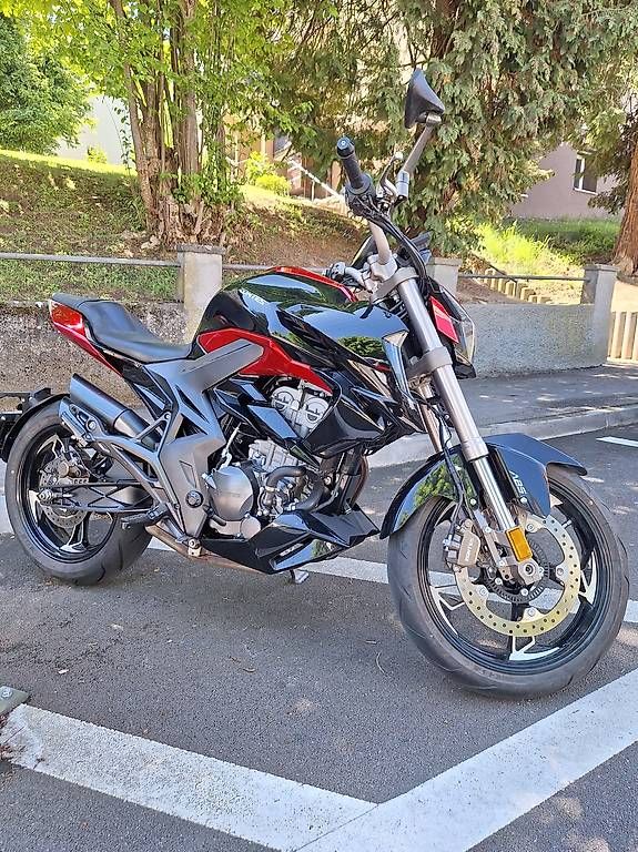Strada: Roadster 35 kW rapport qualité-prix imbattable – Usato da Préverenges venduto da Pmiranda